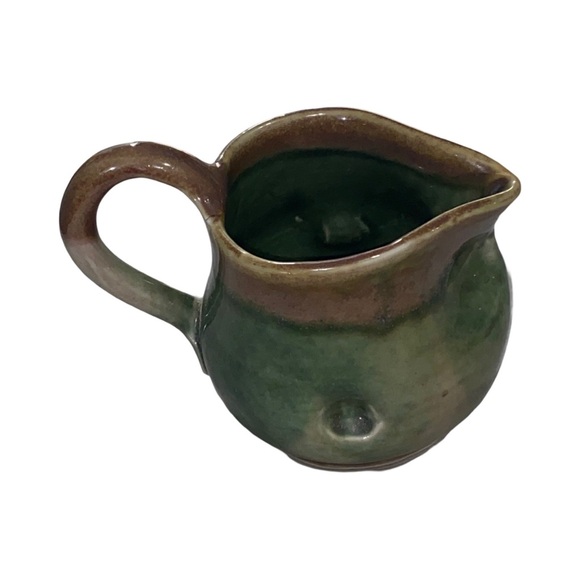 Artisan signed green and grown handmade studio pottery creamer - Picture 1 of 5